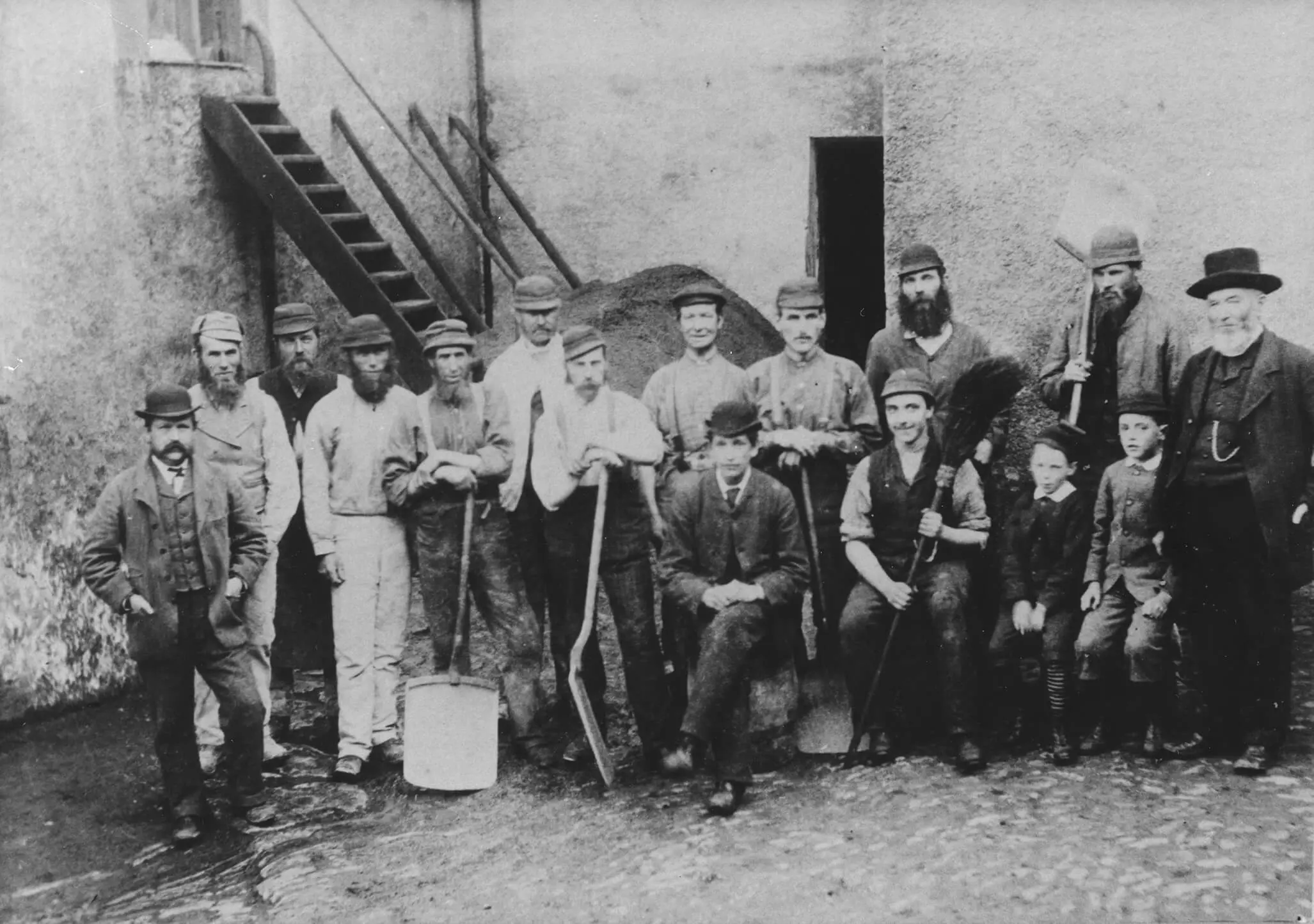 Monkey Shoulder x Ape #5400