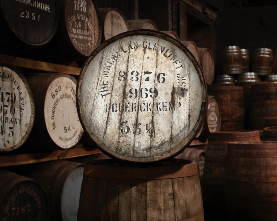 Macallan: 1969, 52 Year Old & 1991, 33 Year Old, Duncan Macallan: 1969, 52 Year Old & 1991, 33 Year Old, Duncan